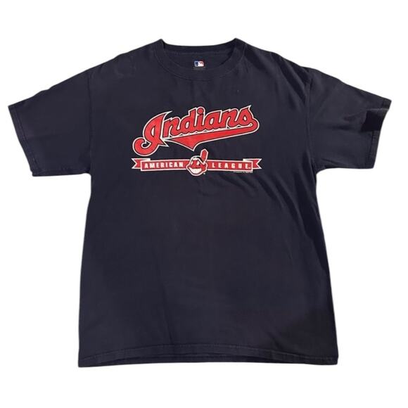 MLB Genuine Merchandise Cleveland Indians T-Shirt - Picture 1 of 3